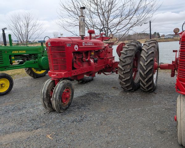auction image